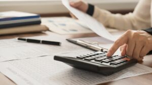 Read more about the article Essential Financial Planning Guide: Steps to Secure Your Financial Future
